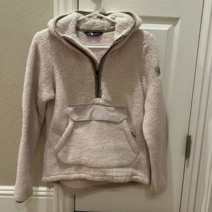 The North Face Campshire Ladies Half Zip h
Hoodie
